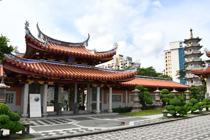 Despite facing a major highway, Lian Shan Shuang Lin Monastery is a meditative paradise the moment you step through its gates.