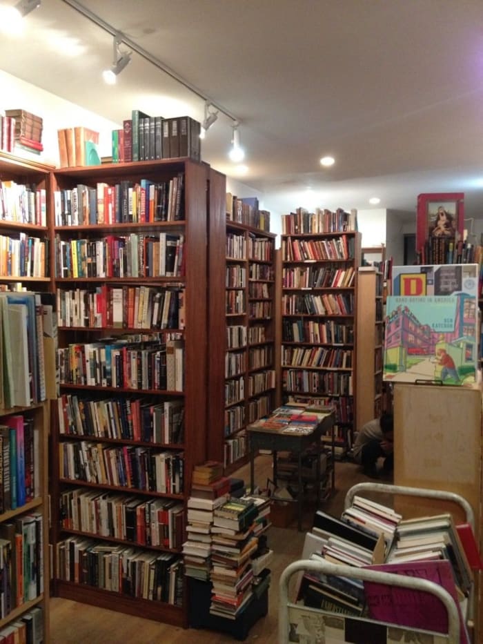 Welcome to Unmeable. Don't hesitate to dig into the stacks of books. You may just find something amazing.