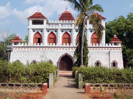 Panchalankurichi Kattabomman Memorai