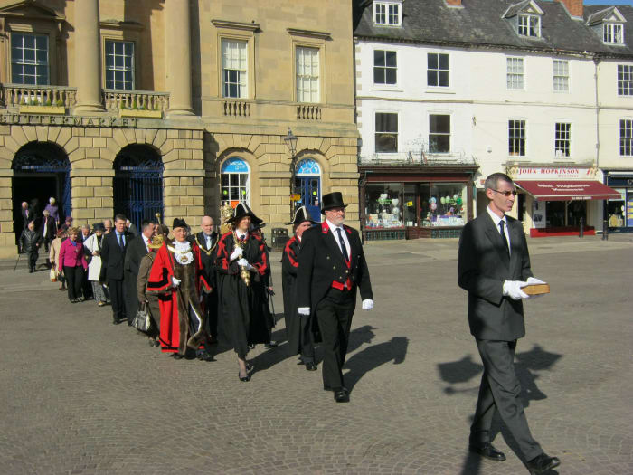 The Mayoral procession from Newark Town Hall to the Hercules Clay Sermon. The Hercules Clay sermon is also known as the penny loaf sermon or the bombshell sermon.