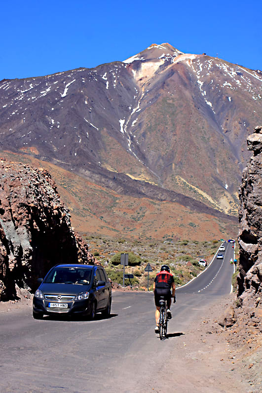 Among the possible ways of getting to Teide are the comfort of a car or the strenuous exercise of a bicycle - I chose a car
