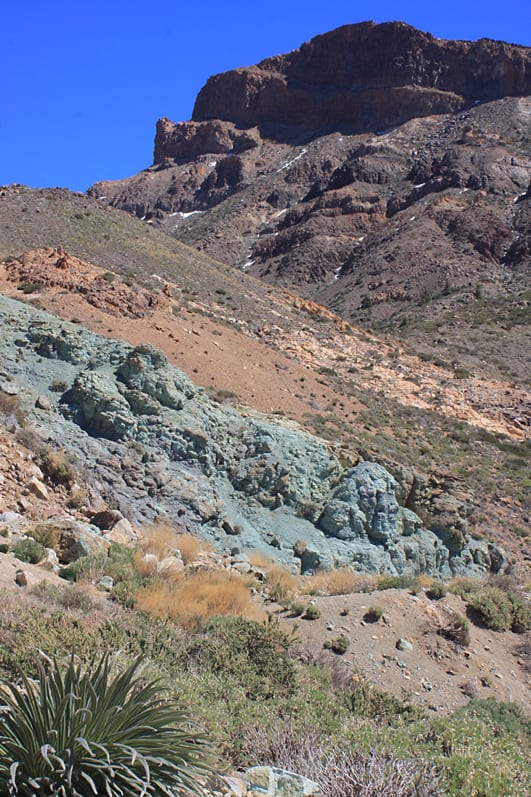 Los Azulejos, a distinctive greenish outcrop on the Las Canadas escarpment