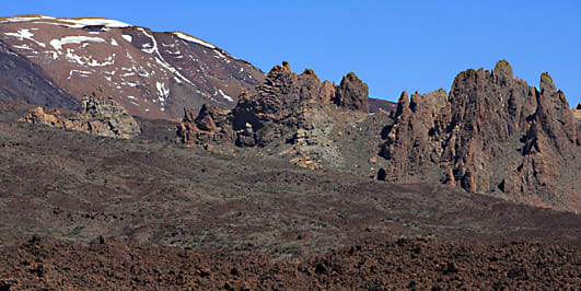 The caldera looking north - On the left is Montana Blanca, the White Mountain, which lies northeast of Teide. On the right are the jagged boulders of Los Roques de Garcia