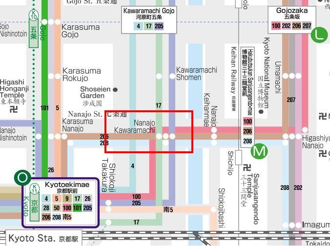 One bus stop is Nanajo Kawaramachi. Notice that there are 3 dots in it. This means that buses 17, 206 and 205 stop here. Look at the line colors carefully.
