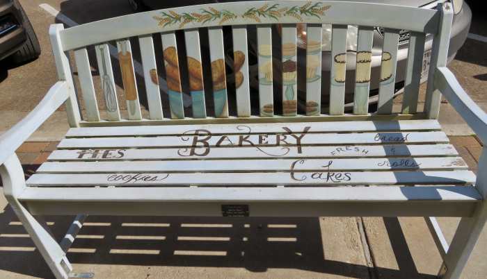 Sponsor: Old Main Street Bakery. Title: Jak Se Mas? (How Are You?). Artist: Karen Sabrsula