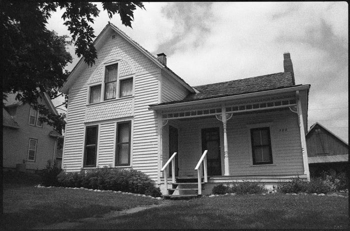 The Villisca Ax Murder House is one of a few private homes that became one of the scariest haunted places in the US.