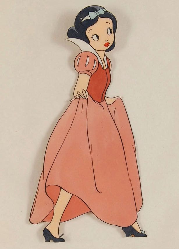 The initial sketch of Snow White. Do you think she looks too sexy? I think she looks cute but she does resemble Betty Boop quite a bit.