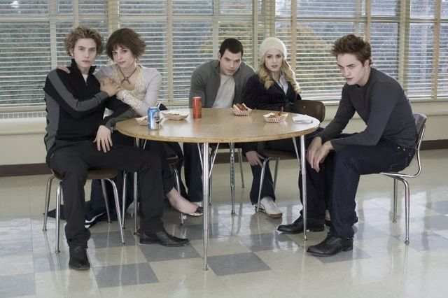 A glimpse of the Cullen family vampire life, is described in Midnight Sun. The Second life of Bree Tanner gives a perspective on members of the Cullens as well.