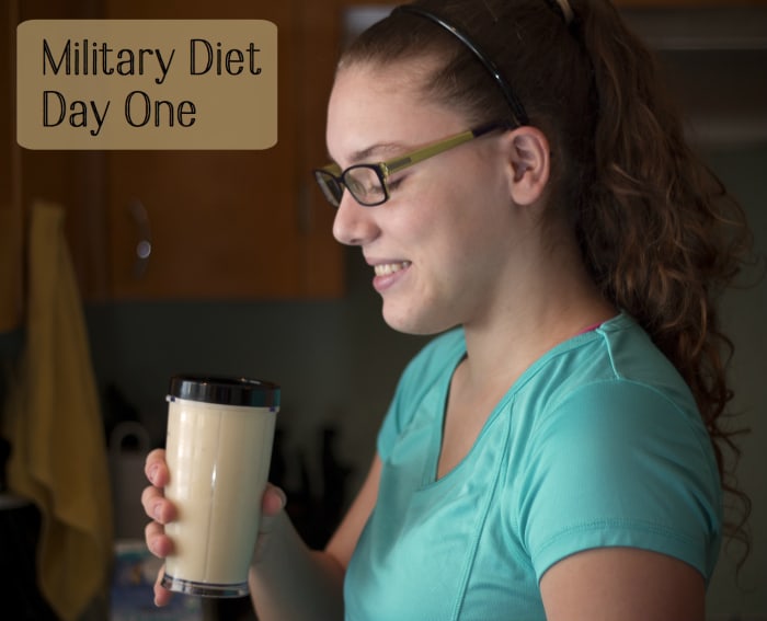 It's day one! Get started right with a good breakfast of grapefruit, toast, peanut butter, and tea or coffee.