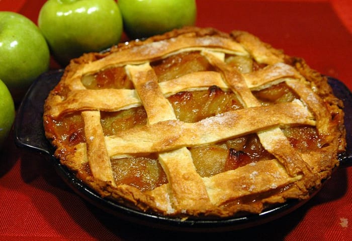 amazing-apples-facts-and-health-benefits