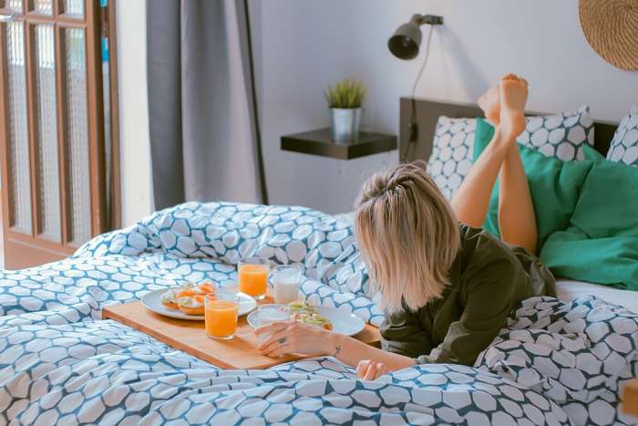 Breakfast is the most important meal of the day and you shouldn't skip it. If you've had a good night's sleep, you've already been fasting for between eight and 10 hours when you wake up! You should eat to give you energy to get through the morning