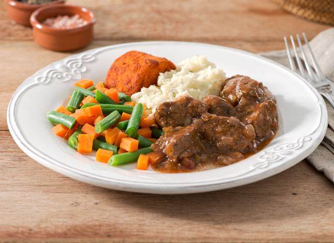 One of the promotional photos of a Lite 'n Easy meal. They don't look quite like this when you dish them out, however.