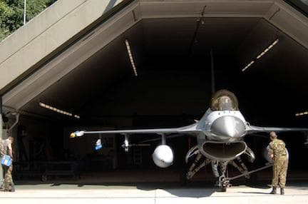 Hangar F-16 à la base aérienne de Volkel