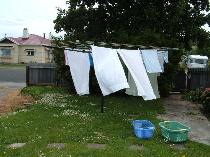 A fixed clothesline is one that permenantly stays up in your yard.