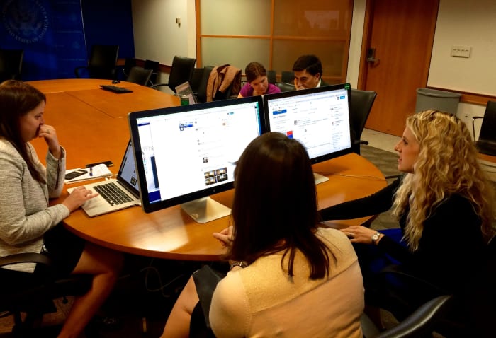 Representatives from the Bureau of Consular Affairs and Public Affairs respond to questions about passports and travel during a Spanish-Language Twitter Q&A in Washington, D.C.October 15, 2015