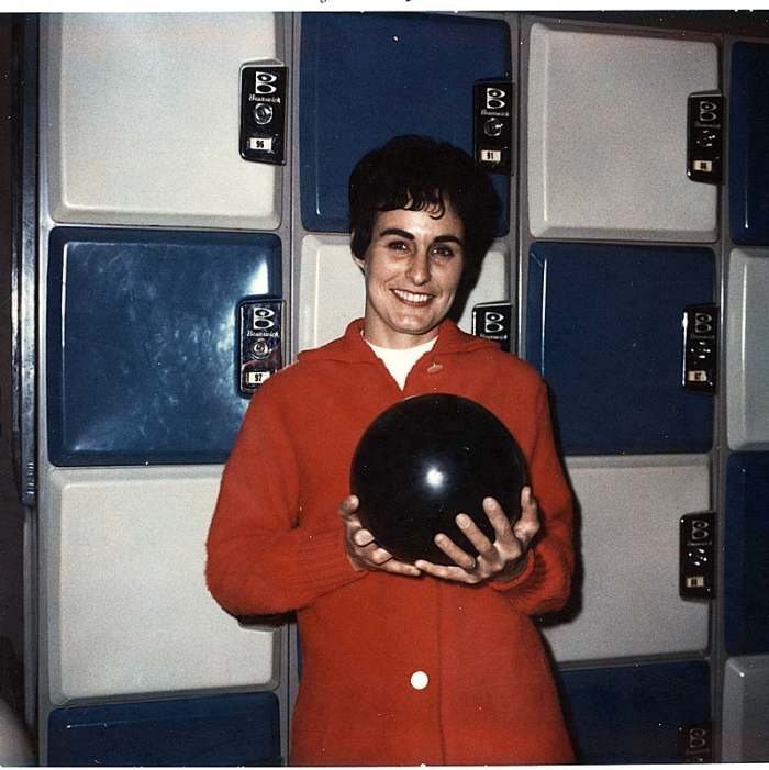 Bowling was like ballet to mom. Watching her bowl was like watching a graceful dancer.