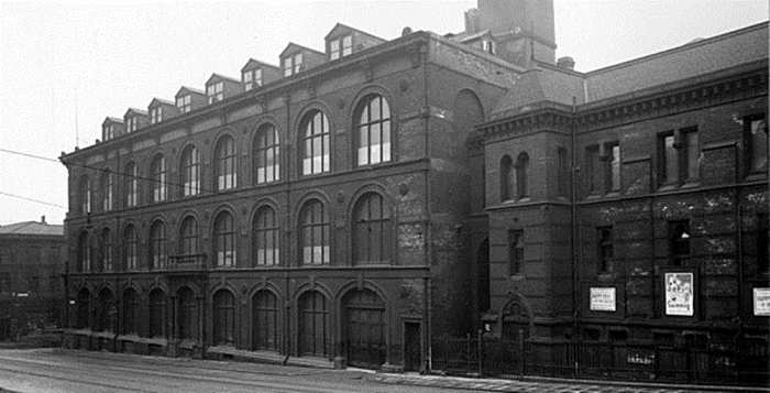 The site of the old Cookridge Street baths, where mum had a frightening experience while learning to swim in the 1930s.