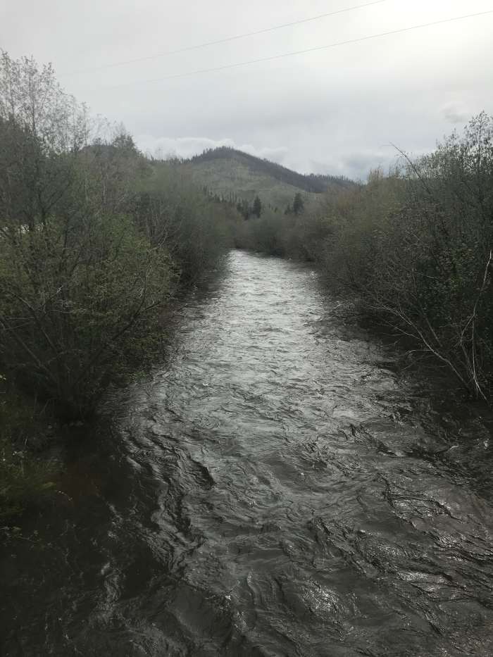 Which is the highest plateau in the world image