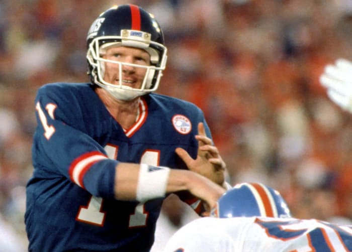 Top 10 Quarterbacks Not in the Pro Football Hall of Fame HowTheyPlay