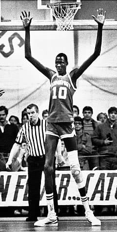 Bol’s wingspan measures a staggering 8’6”, which is unofficially the longest in the history of the NBA.