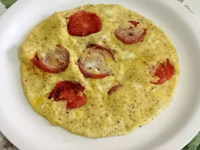 Tomato Egg Omelette Recipe Delishably Food and Drink