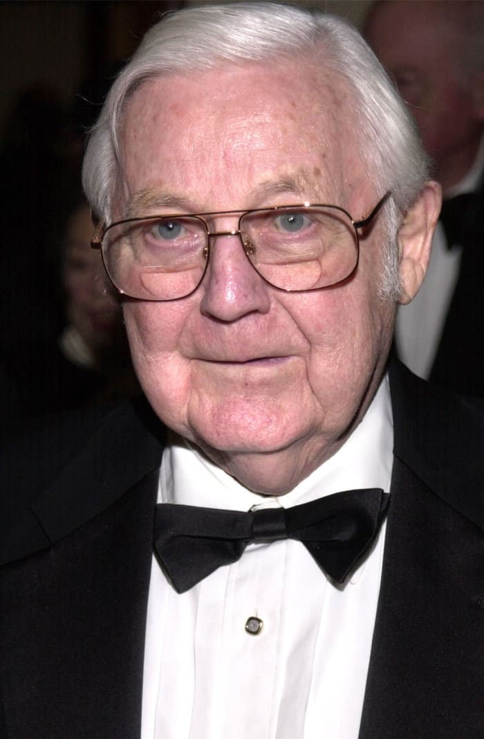 Robert Wise at the 53rd Annual Directors Guild Awards, Century Plaza Hotel, 03-10-01