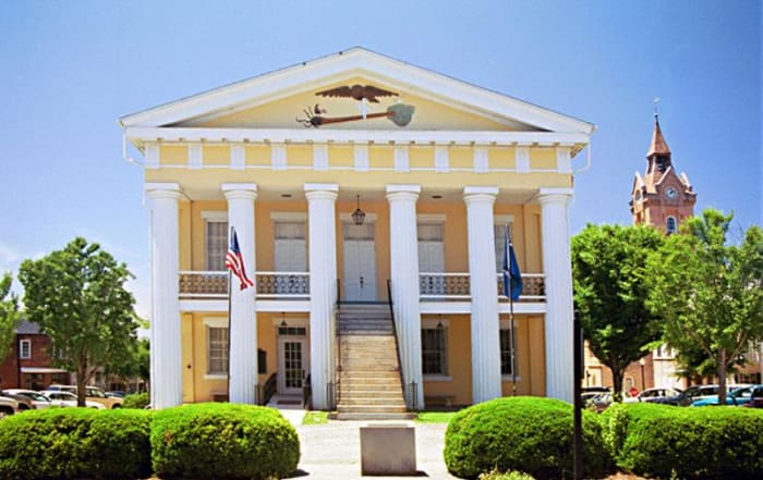 The Old Newberry S.C. Courthouse Designed by Jocob Graves and built by John Damron. Newberry County's fourth courthouse was erected in 1852.