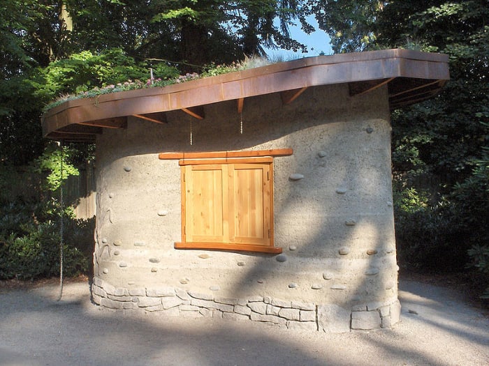 The living roof on this cob house draws customers to buy organic popcorn to help support Stanley Park's ecological programs in BC.