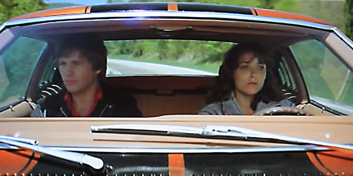 'Starman' is a science fiction romance, but it is also a 'road movie', as Jenny and her new companion drive across country from Wisconsin to Arizona