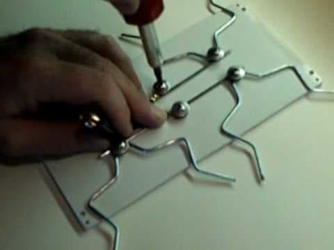 Seen here is the construction of the simple Koch curve antenna, that is extraordinarily easy to make. You can make a triangle based peg board and simply wrap in a Koch curve design.