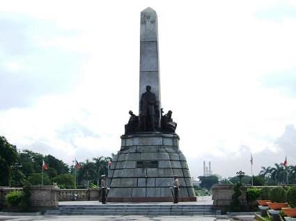 The Monument of Jose Rizal, the Philippines' national hero, at the Luneta Park in Manila, photographed by lenareh of webshots.com