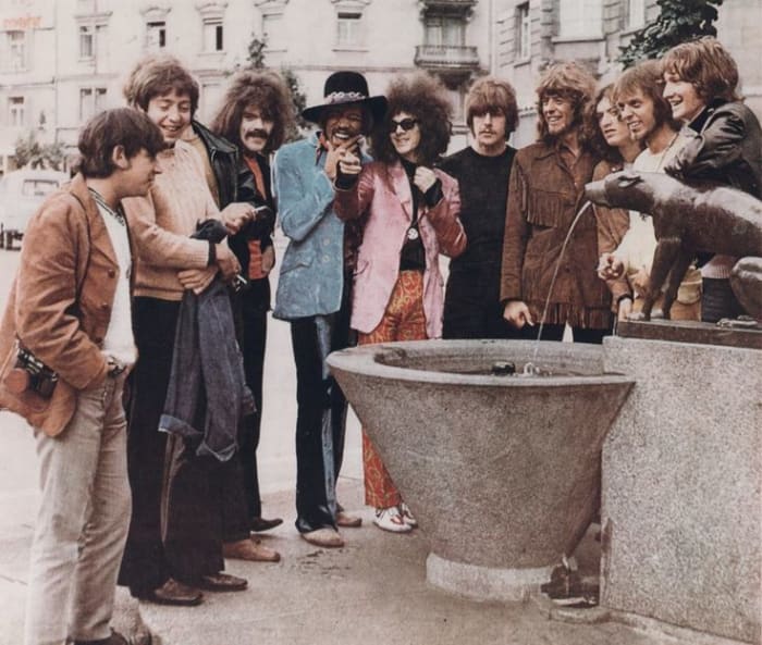 Eric Burdon, Stu Leathwood, Keith Ellis, Roy Wood, Jimi Hendrix, Noel Redding, Carl Wayne, John Mayall, Steve Winwood, Trevor Burton, Roy Morris Left to Right at Hotel Stoller in Zurich 1968