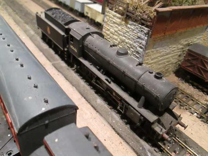 W D 2-8-0 90446 was allocated in 1950 to 51B Newport (near Middlesbrough) until 1958, when she was transferred to the new shed at nearby Thornaby (51L). Thornaby closed to steam in 1964 (modified Bachmann model)
