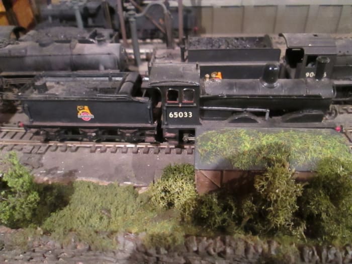 Pre-LNER Wilson Worsdell design Class C (J21) 0-6-0 was designed as a passenger engine, although they were sometimes put on mixed duties. This is 65033 of Darlington (51A) (Nu-Cast Kit)