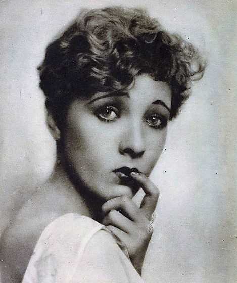 Helen Twelvetrees from Cine Mundial Magazine, 1929.