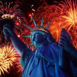 Image credit: http://www.graphicshunt.com/wallpapers/images/fireworks_over_the_statue_of_liberty-1006.htm