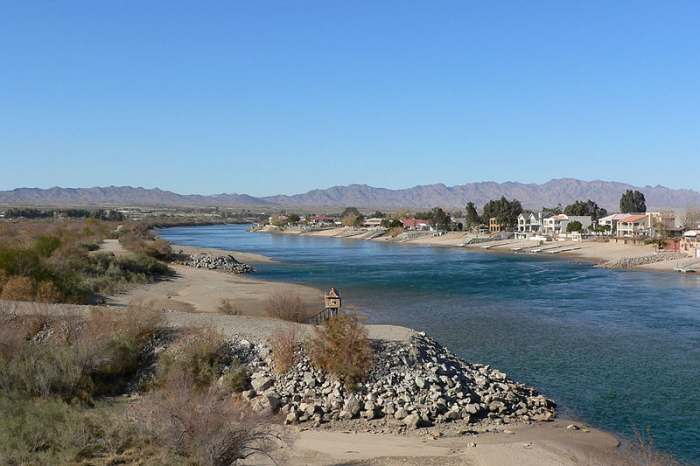 The Colorado River at Needles, California, looking northwest, was photographed by Stan Shebs on December 23, 2006.
