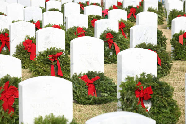 Graves after Wreaths Across America placed wreaths at Jacksonville (FL) National Cemetery