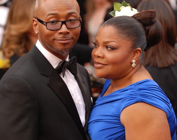 Plus-sized beauty and Oscar winning actress, Mo'Nique, with Husband Sidney Hicks enjoying a moment on the red carpet at the 82nd Academy Awards.