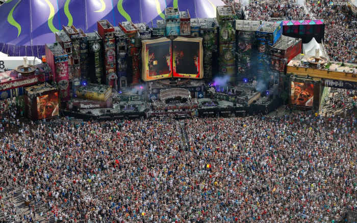 Yes, the rumours are true, the world famous electronic music festival, TomorrowLand, will be coming to South Africa in February 2015. TomorrowLand, which has been held in Belgium for the past eight years, is one of the largest and sought after intern