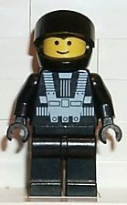 Blacktron I came with only one style minifig. A complete original Blacktron minifig with fetch between $4.00-$6.00 on eBay