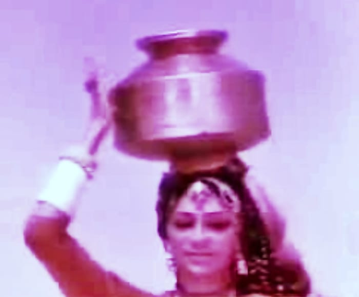 Simi Grewal in Do Boond Pani. A melodious song about womenfolk going out to fetch water for their households.