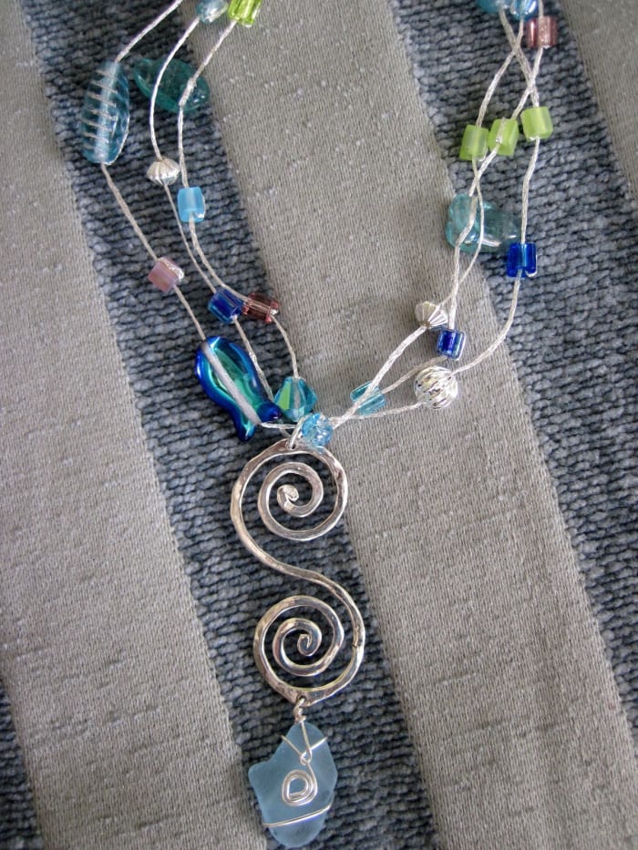 Shows what you can do, combining different methods, materials to make fabulous jewelry