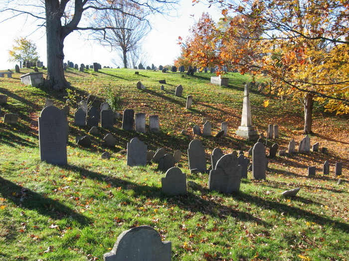 Haunted Cemeteries in Massachusetts - Part Two - HubPages