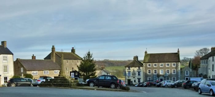 The town centre, Middleham on the southern edge of Wensleydale - modern-day centre of racehorse training near the bottom end of Coverdale