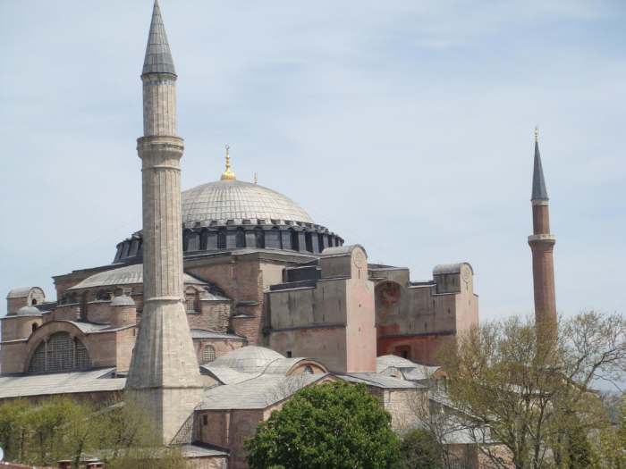 Hagia Sophia from a rooftop, a restaurant that had the mandatory tables on the street, too, AND hosted a hidden jewel on its rooftop. TIP: Many restaurants and bars have rooftops, if you're ever in Istanbul, be sure to ask "do you have a rooftop?"