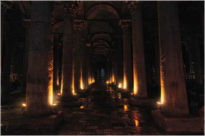 In Assassin's Creed: Revelations, Ezio Auditore is given the chance to explore a section of this cistern in a memory sequence entitled The Yerebatan Cistern.