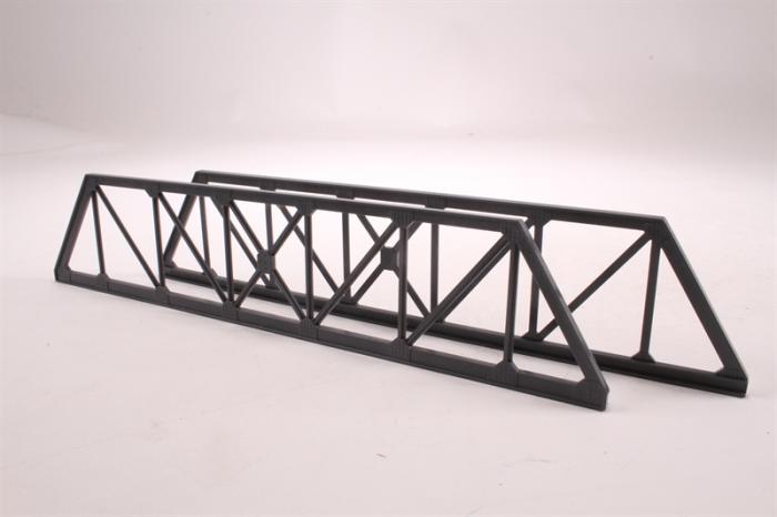 Peco girder bridge sides can also be 'pertsonalised', add rust touches, verdigris, whatever. 'Take it to the limit', as the Eagles sang.