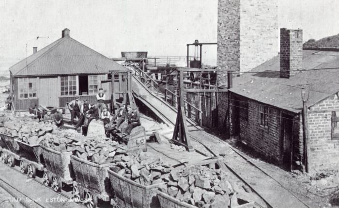 Old Bank Top winding engine - Old Bank was an earlier 'casualty', being survived by Trustee and New Bank. Stone from Upsall Pit was brought out through Trustee