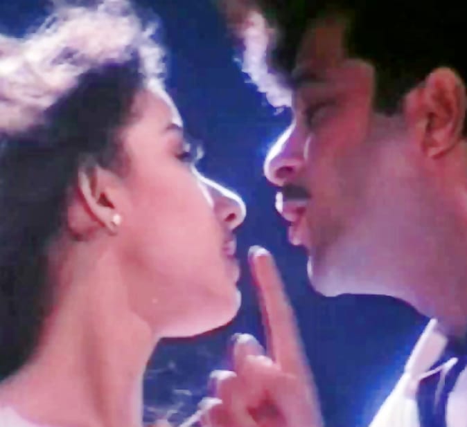 Anil Kapoor & Manisha Koirala in Kuchh na kaho.... : One of the sweetest theatrical picturisation of love.